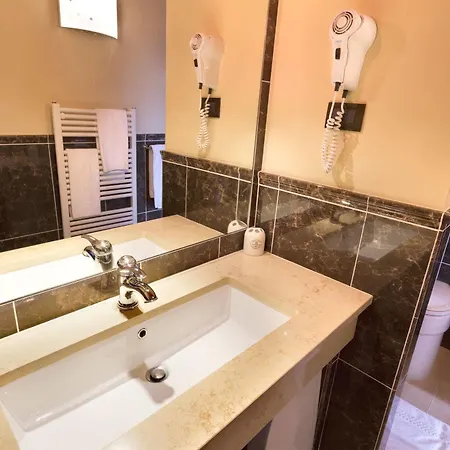 Diamantino Town House Bed & Breakfast 3*