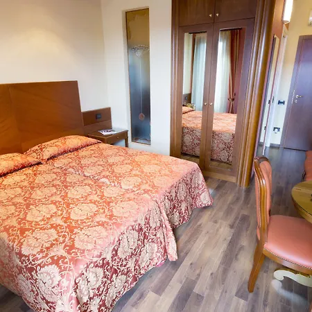 Diamantino Town House לינה וארוחת בוקר פאדובה