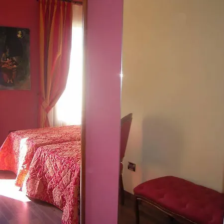 Diamantino Town House